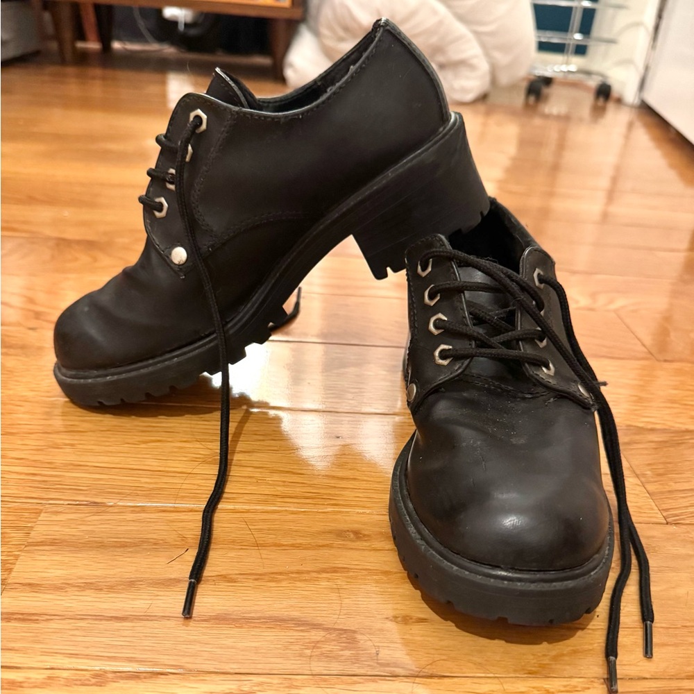 Vintage Platform Mary Janes, size 6w